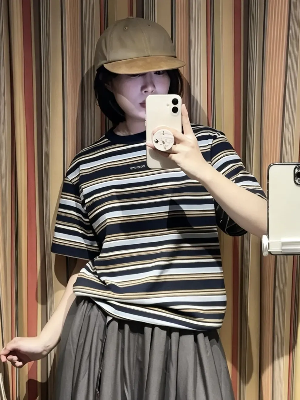 Women’s Striped Crew Neck T-Shirt with Small Letter Embroidery, Loose Fit Casual Short Sleeve Summer Top
