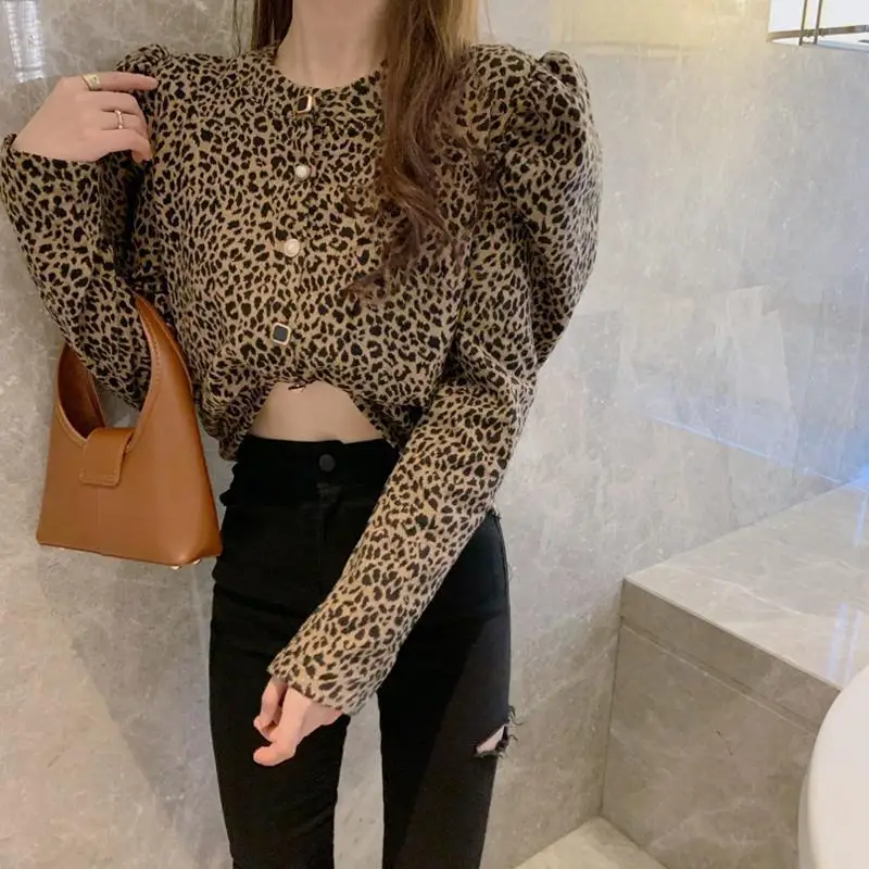 Leopard Print Shirt for in Spring Autumn Loose and Slimming Bubble Sleeves Retro Brushed Shirt Long Sleeved Top Female Clothes