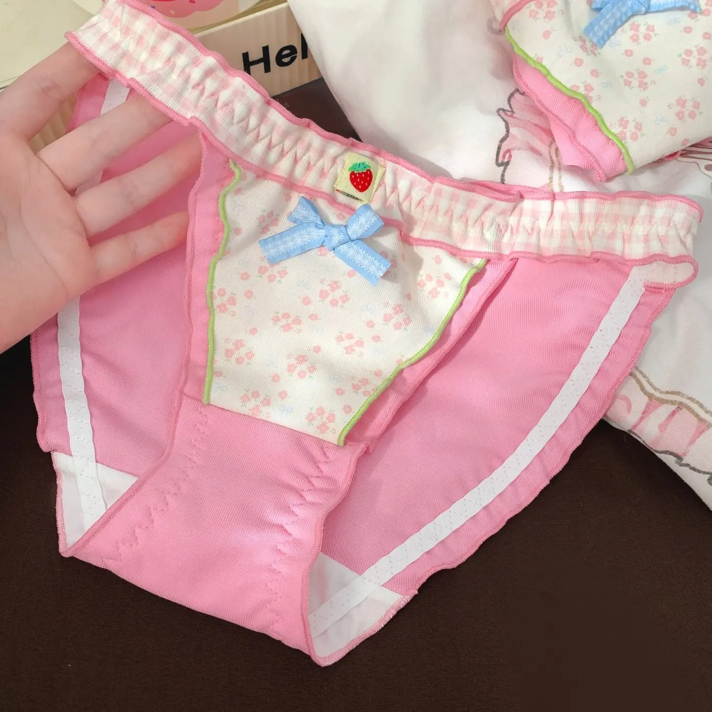 Lolita Sweet Girl Style Pure Cotton Comfortable Breathable Underwear Women 2026 New High Beauty Middle Waist Triangle Pants