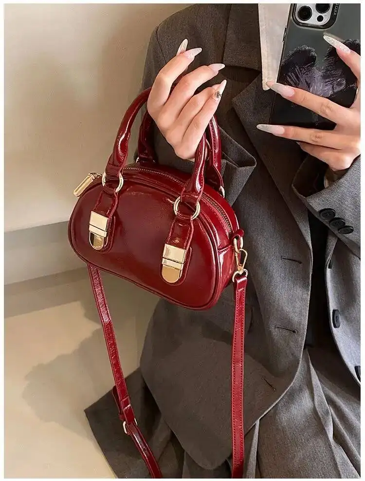 

Bloom Vintage Red Y2k Hand Women Hot Girls Pu Leather Handle Casual Messenger Ladies Retro Mini Bag Bolso Mujer 2024