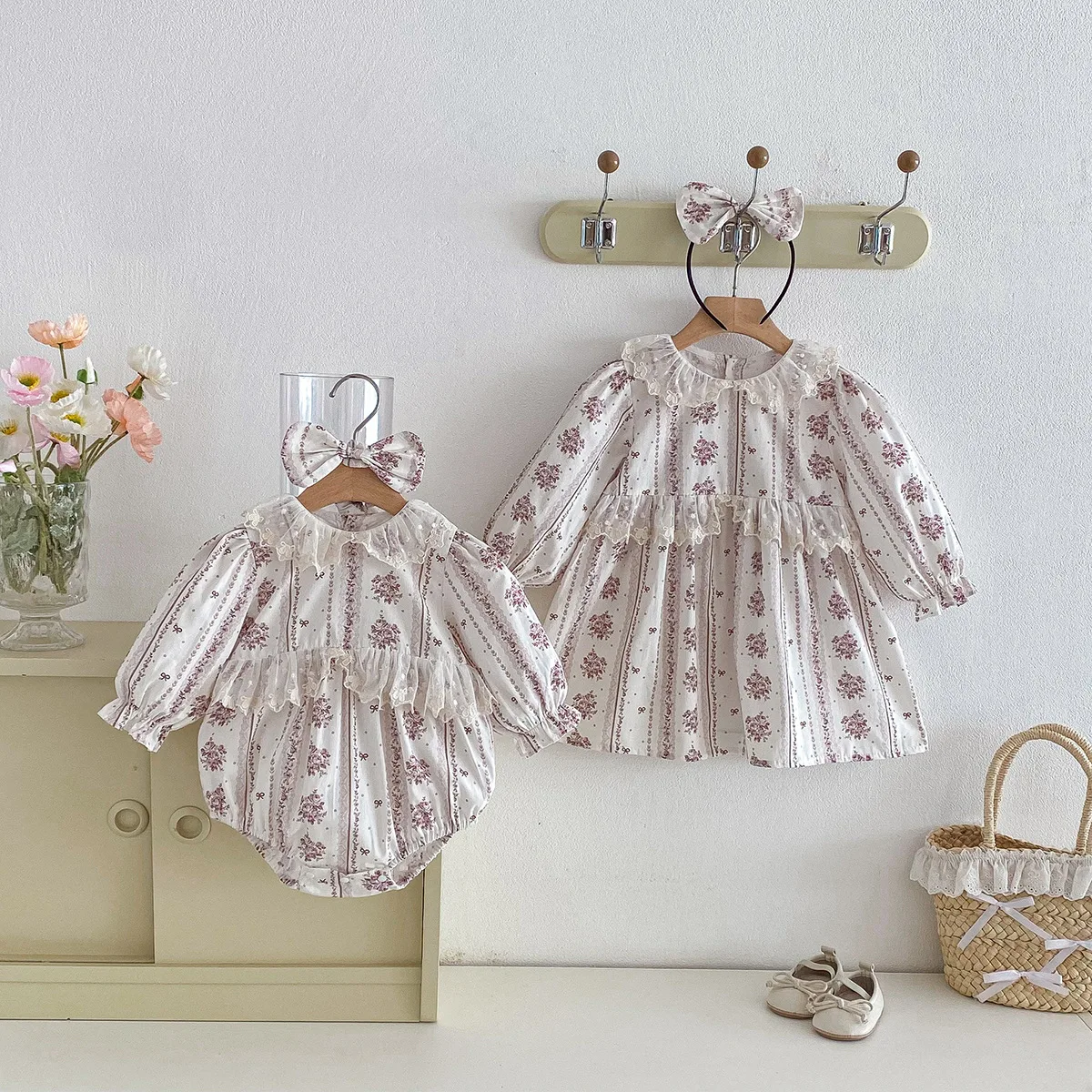 2026 Spring Baby Girl Lace Ruffle Bodysuit Dress Infant Princess Outfit Newborn Holiday Party Wear Soft Cotton Jumpsuit