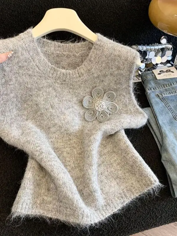 Girls' Casual Style Knitted Vest Sweater Flower Bead Embroidery Multi-Layer Wear Sleeveless Versatile Top Warm Standard Fit