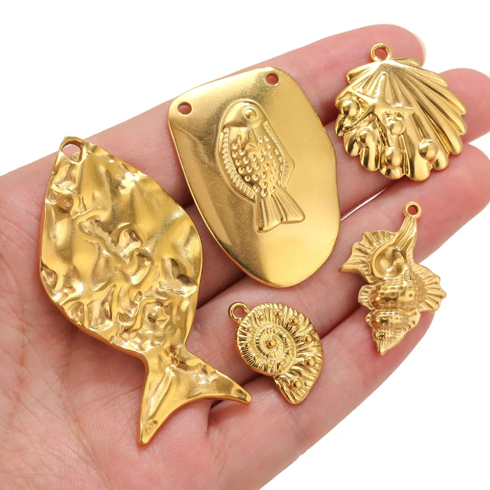 5 Stück Edelstahl-Fisch-Anhänger für die Schmuckherstellung, PVD 18K vergoldete Fisch-Anhänger, DIY-Halsketten- und Ohrring-Anhänger, Großpackung – Detail 4