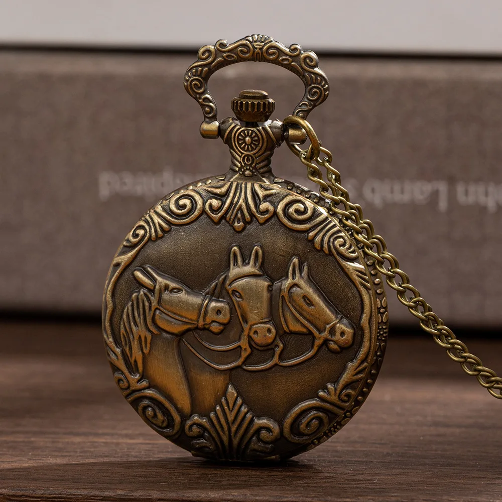 classic Three Horse Bronze vintage Men Women antique model Tuo table Embossed Pocket Watches