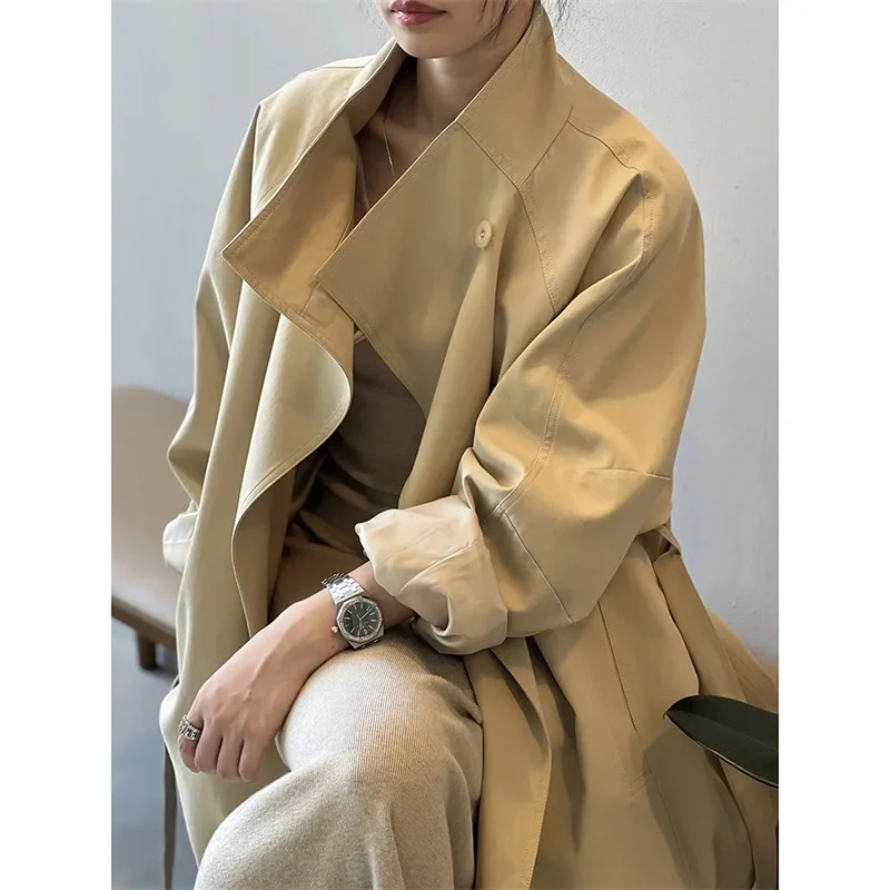 2025 Donna Autunno Trench kaki Colletto alla coreana Cappotto stile allentato da donna con cintura Casaco Feminino Nuovo Trench Femme