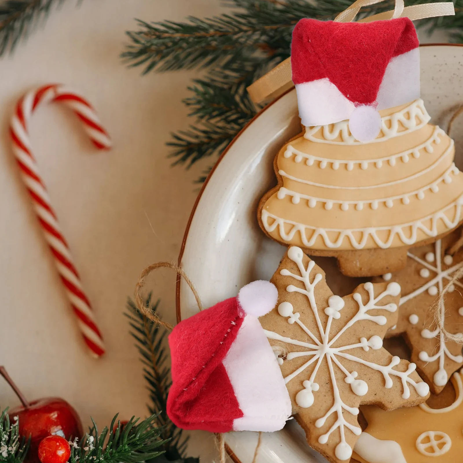 

24 Pcs Christmas Hat Santa's Claus Mini Decoration Felt Lollipop Hats Party Tiny Craft for Lollipops Adults