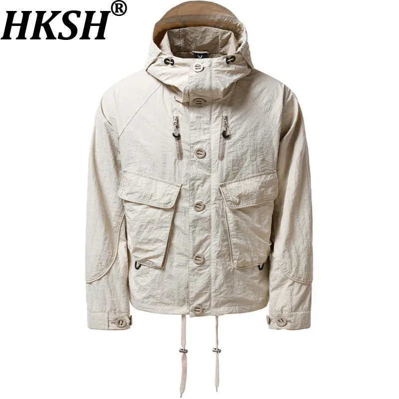HKSH Spring Autumn New Man American Style Loose Outdoor Three-Proof Jacket Trendy Spliced Hooded Windbreaker Button Coat HK13184