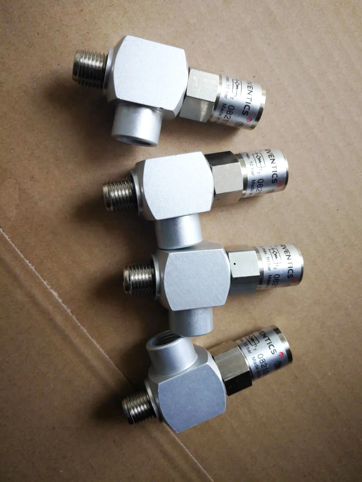 

0821003051 Односторонний клапан с пилотным управлением Клапан регулирования потока Регуляторный клапан 0821003051