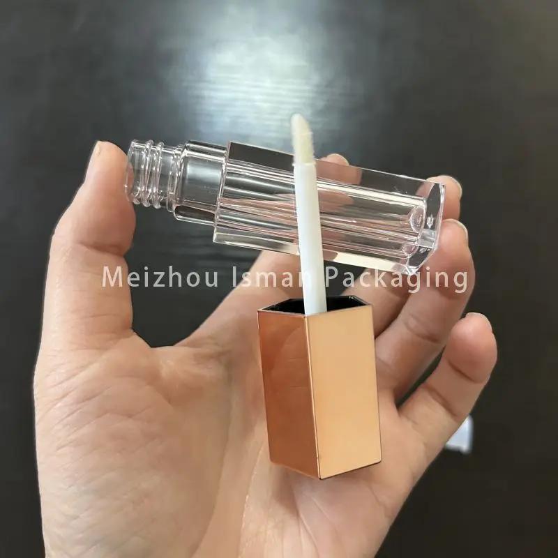50 Uds. Tubo cosmético de embalaje esmaltado de labios transparente de oro rosa único botella contenedor de brillo de labios vacío con cepillo 5ml