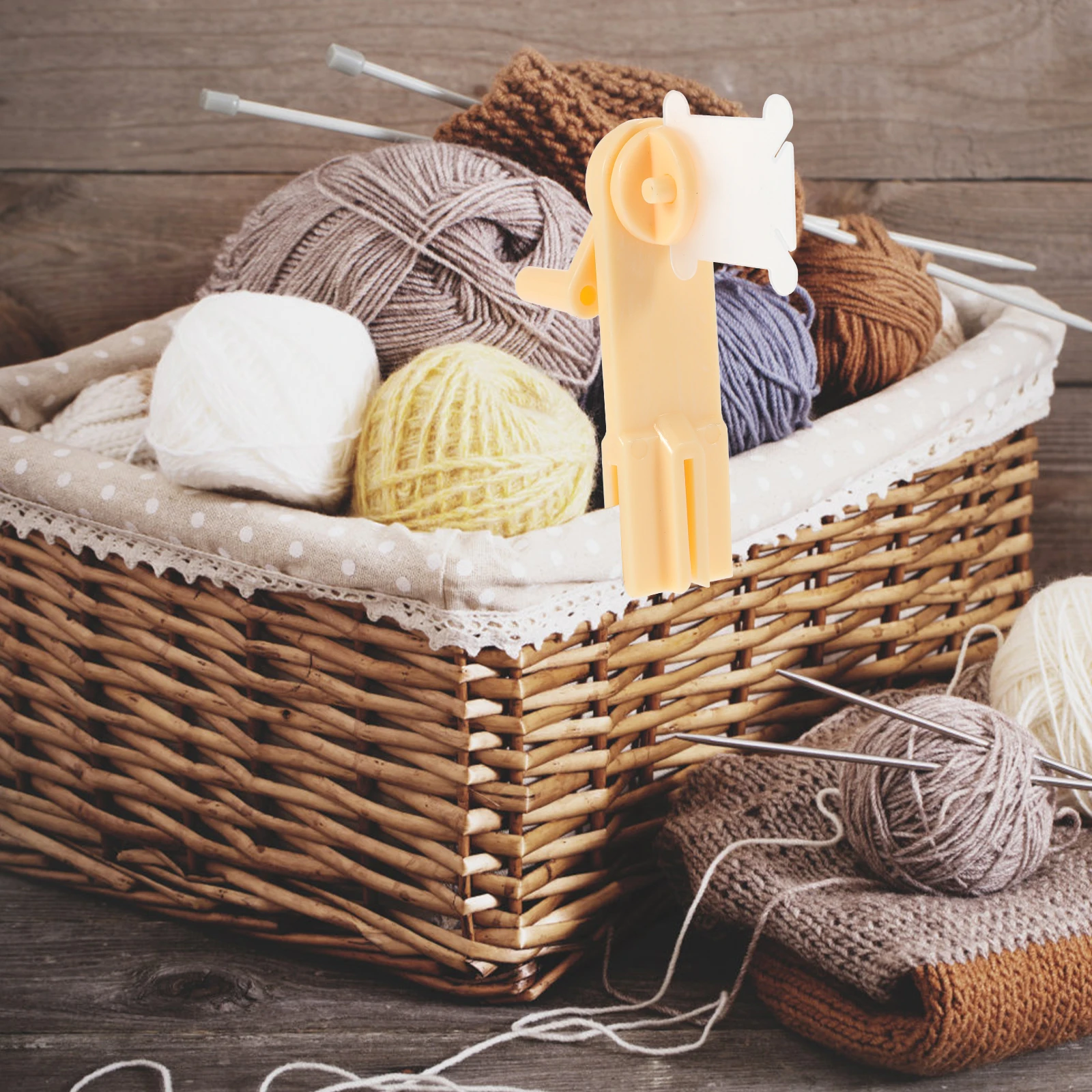 

Manual Thread Winding Machine Durable Plastic Bobbin Tool Smooth Surface Prevent Tangled Threads ganizer Wool Sewing