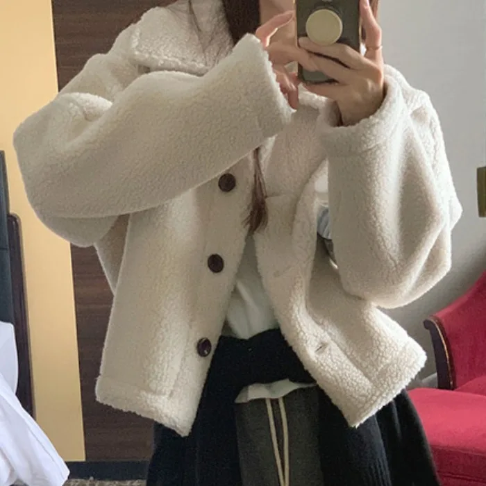 패셔너블 캐주얼 양털 자켓 빈티지 디자인 나이를 잊게 하는 겨울 코트 한국 스타일 폴리에스터 소재 중간 길이