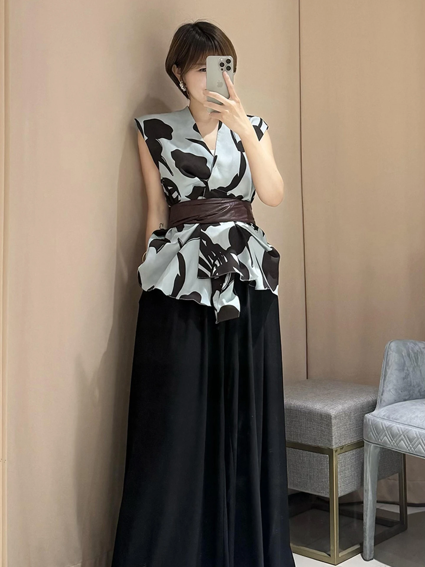 

Summer Floral Print Two-Piece Set Ele Unique Beautiful High-End Feelings irt And Skirt Outfit for Women in Their 20s An...