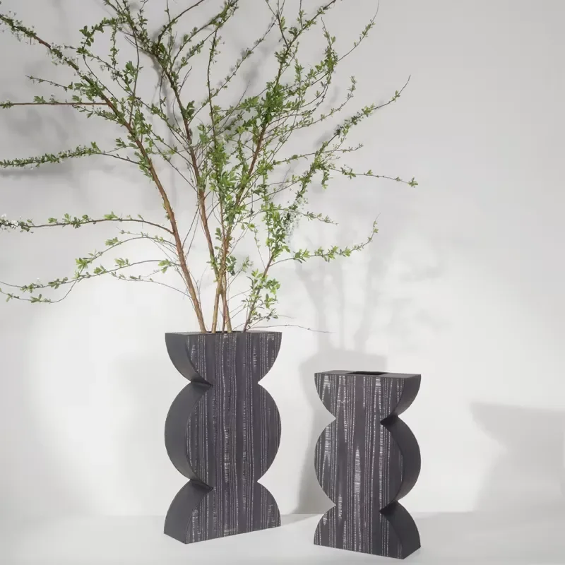 New High Quality Imitation of Gourd Shape Artwork Customized Decoration Created Wood Leather Flower Vase Modern Ornaments