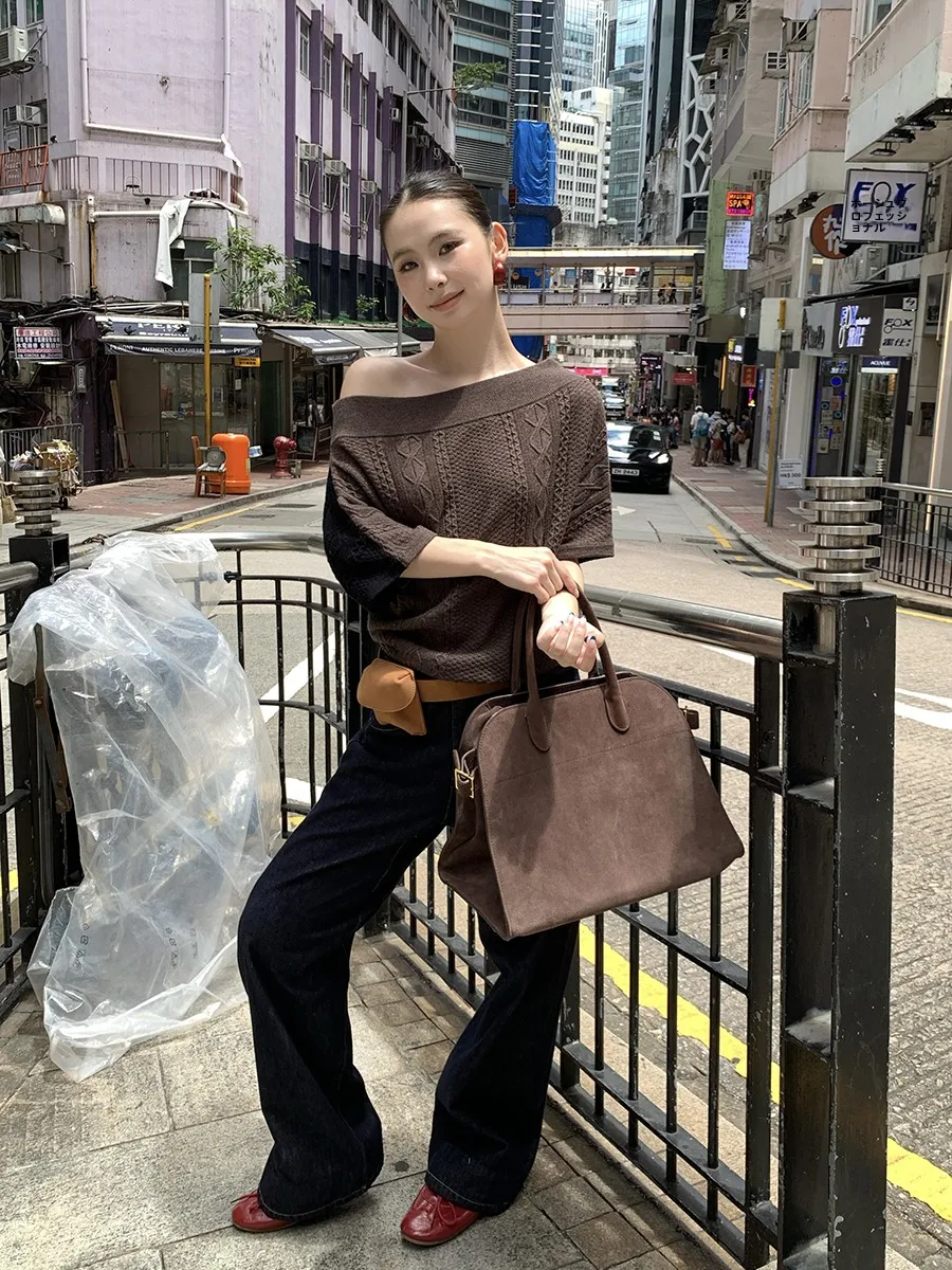 

Специальное предложение: Новинка Весна-Осень 2025 – Вязаный свитер с одним открытым плечом, короткий рукав, женская модная одежда премиум-качества