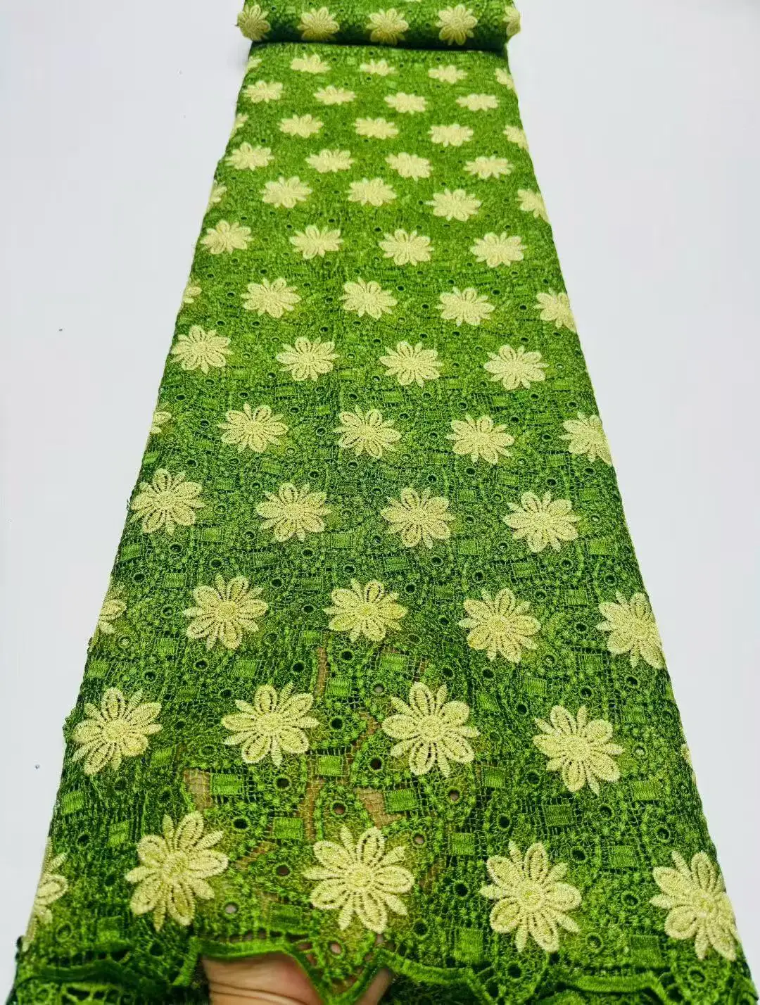 

Африканская шифоновая кружевная ткань 2026, высококачественный кружевной материал, нигерийская французская африканская зеленая кружевная ткань для женщин, свадебное шитье