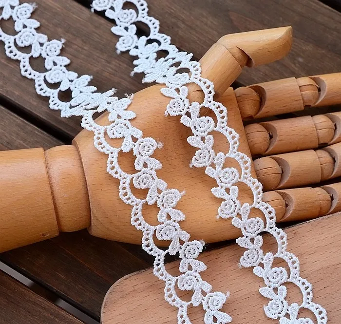 7Yard/Los 2,5 cm breit wasser lösliche hohle Stickerei Spitzen besatz Hochzeits kleid Kleidung Halskette Gurtband DIY dekorativ – Detail 5