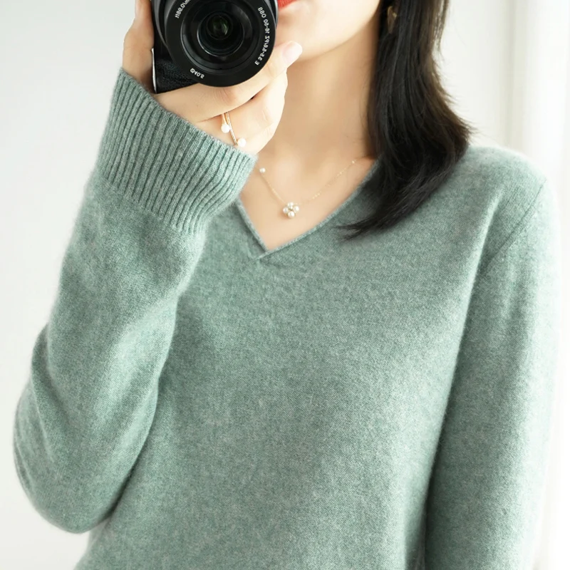 Women Pure Wool Crimped Collar Knit Sweater V-Neck Soft Pullover Solid Bottoming Casual Knitted Tops Cashmere Female Sweater