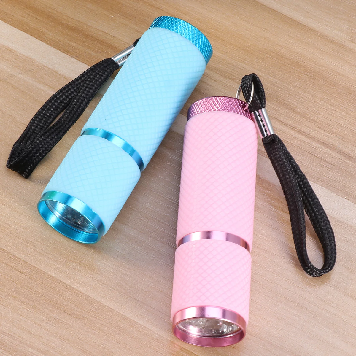 9 مصباح يدوي الشعلة سبائك الألومنيوم حجم صغير المحمولة كشف المال مقاوم للماء في الهواء الطلق التخييم المشي لمسافات طويلة ركوب الدراجات في حالات الطوارئ