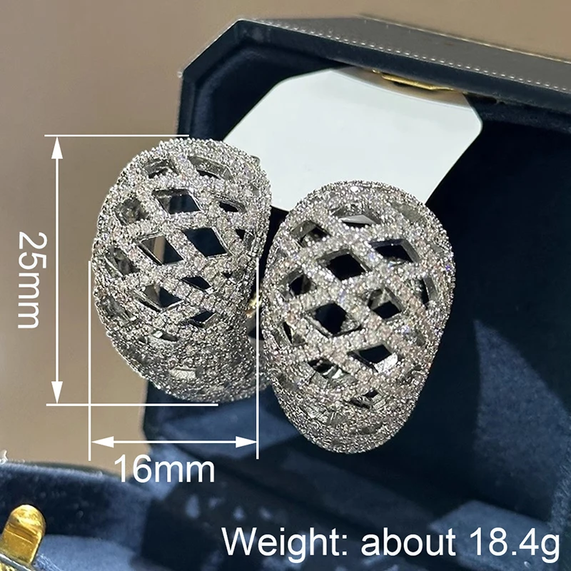 Huitan Schillernde Halbkreis-Creolen mit Hohldesign, Leuchtend Funkelnde Ohr-Accessoires für Frauen, Bezaubernder Partyschmuck – Detail 1