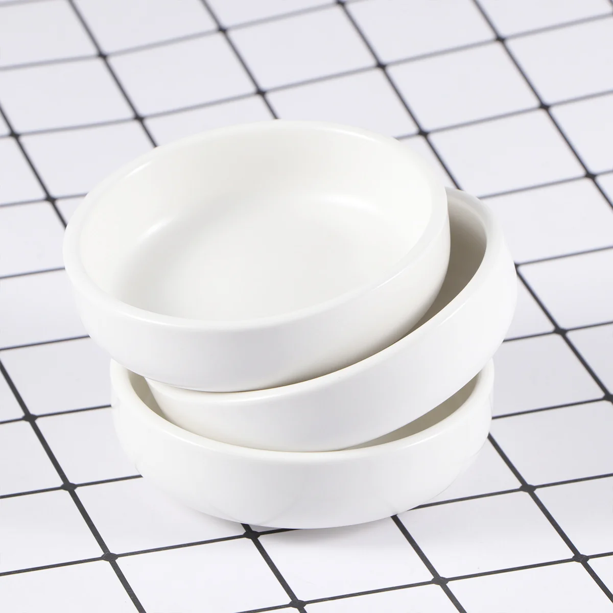 

3Pcs Elegant Ceramic Relish Plate Condiment Dish for Catering Food Service and Home Decor Ceramic Sauce Dish