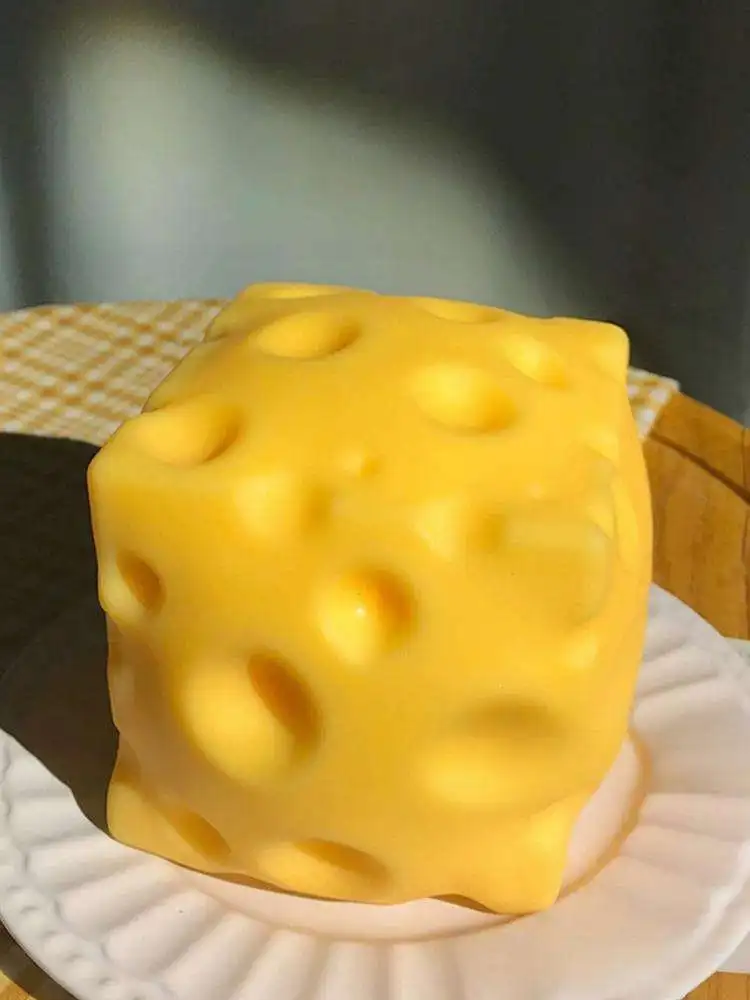 Simulatiekaas Slow Rebound Knijpfiguur Reuze Kaas Knijpspeelgoed ASMR Sensorisch Anti-Stress Kaasblokje Bal - afbeelding 2