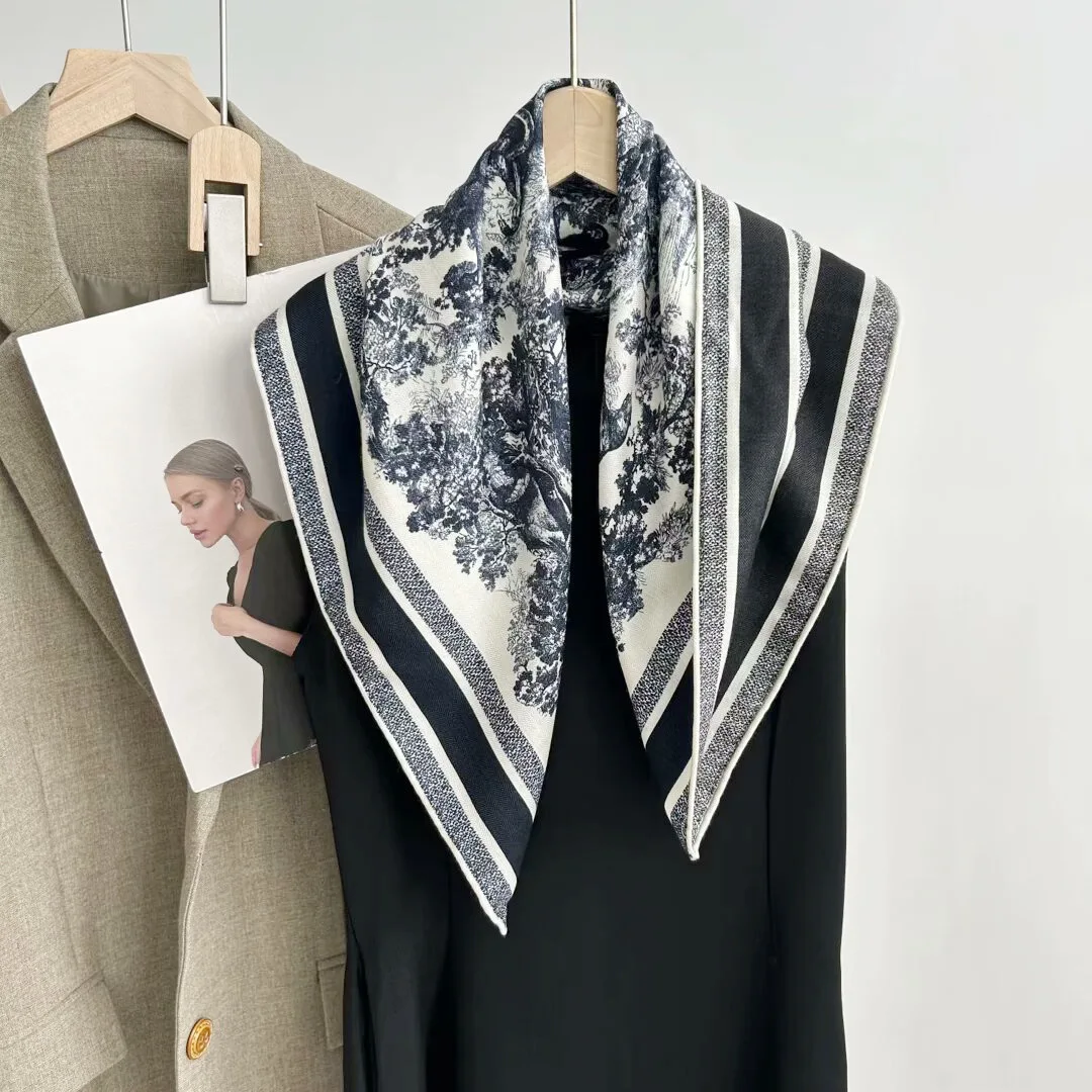 

Autumn and Winter Warm Wool Large Kerchief Women's Double-Sided Two-Color 70cm Scarf Elegant Fashion Shawl