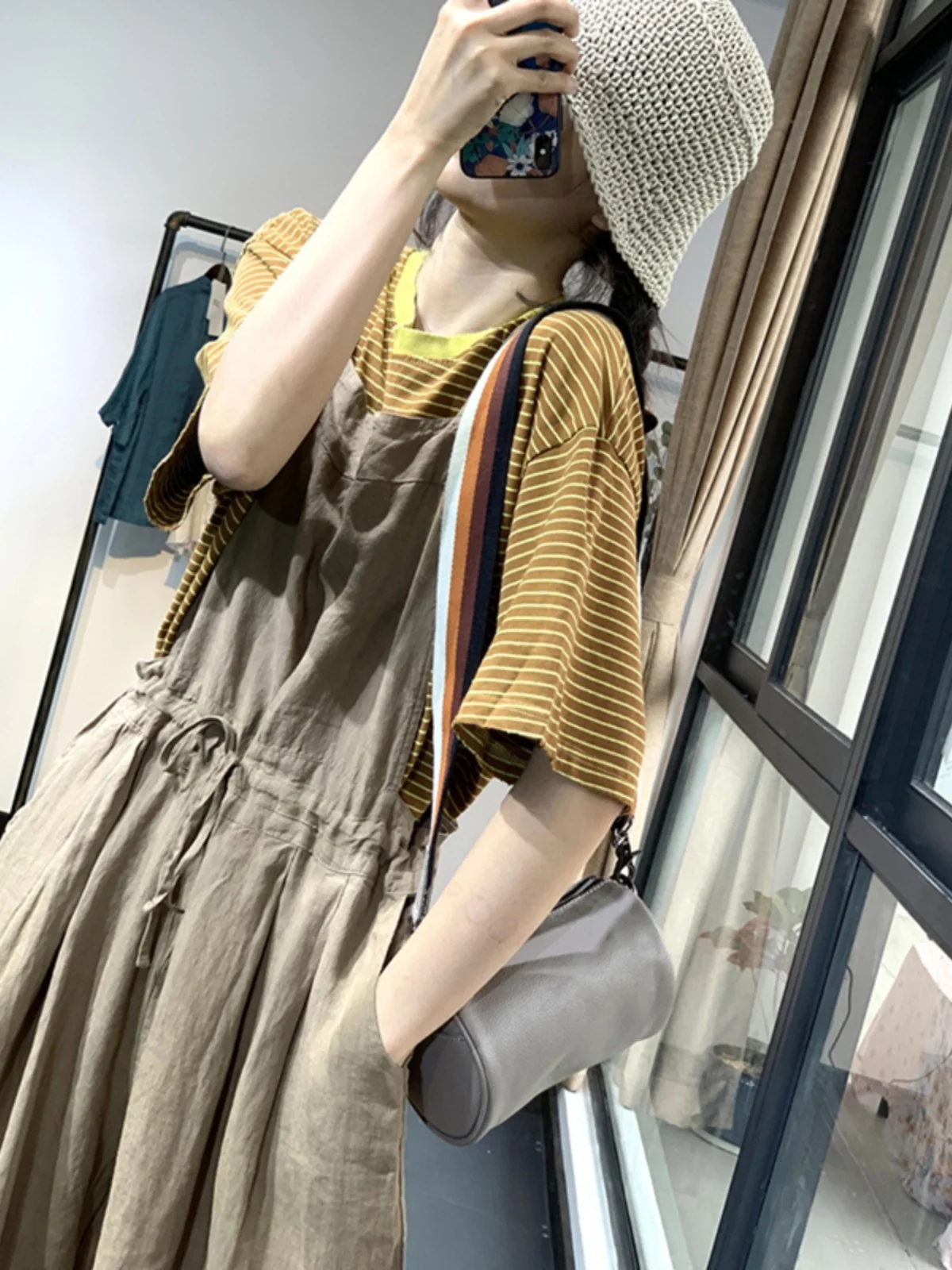 カジュアルで通気性のある無地のワイドレッグオーバーオール、ゆったりとしたウエストデザイン、夏のファッショナブルな女性用プラスサイズパンツ、ハイウエスト、七分丈...
