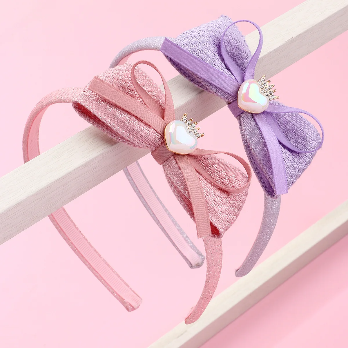 

Новая детская повязка для волос с бантом, ткань ручной работы, нескользящие аксессуары для волос для девочек, повязки на голову в форме сердца, детские аксессуары, подарок на день рождения