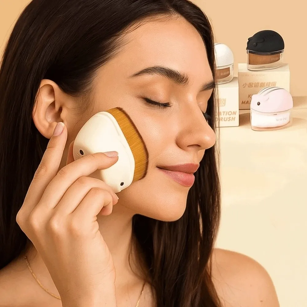 Moda de pelúcia hamster pincel de maquiagem compõem ferramenta contorno pó blush escova cosméticos beleza lavagem rosto escova presentes
