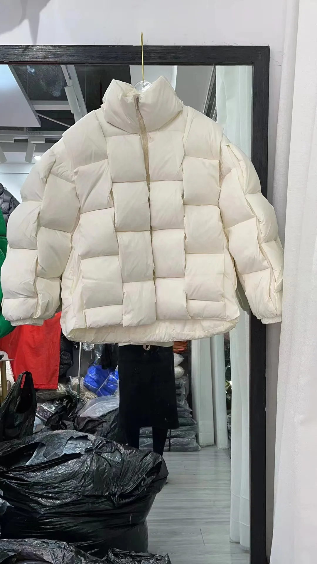 2024 Winter mode Frauen Parkas wärmen Baumwolle kurze Jacke dicke gestrickte lose Puffer Mantel Stehkragen weibliche Outwear Mäntel