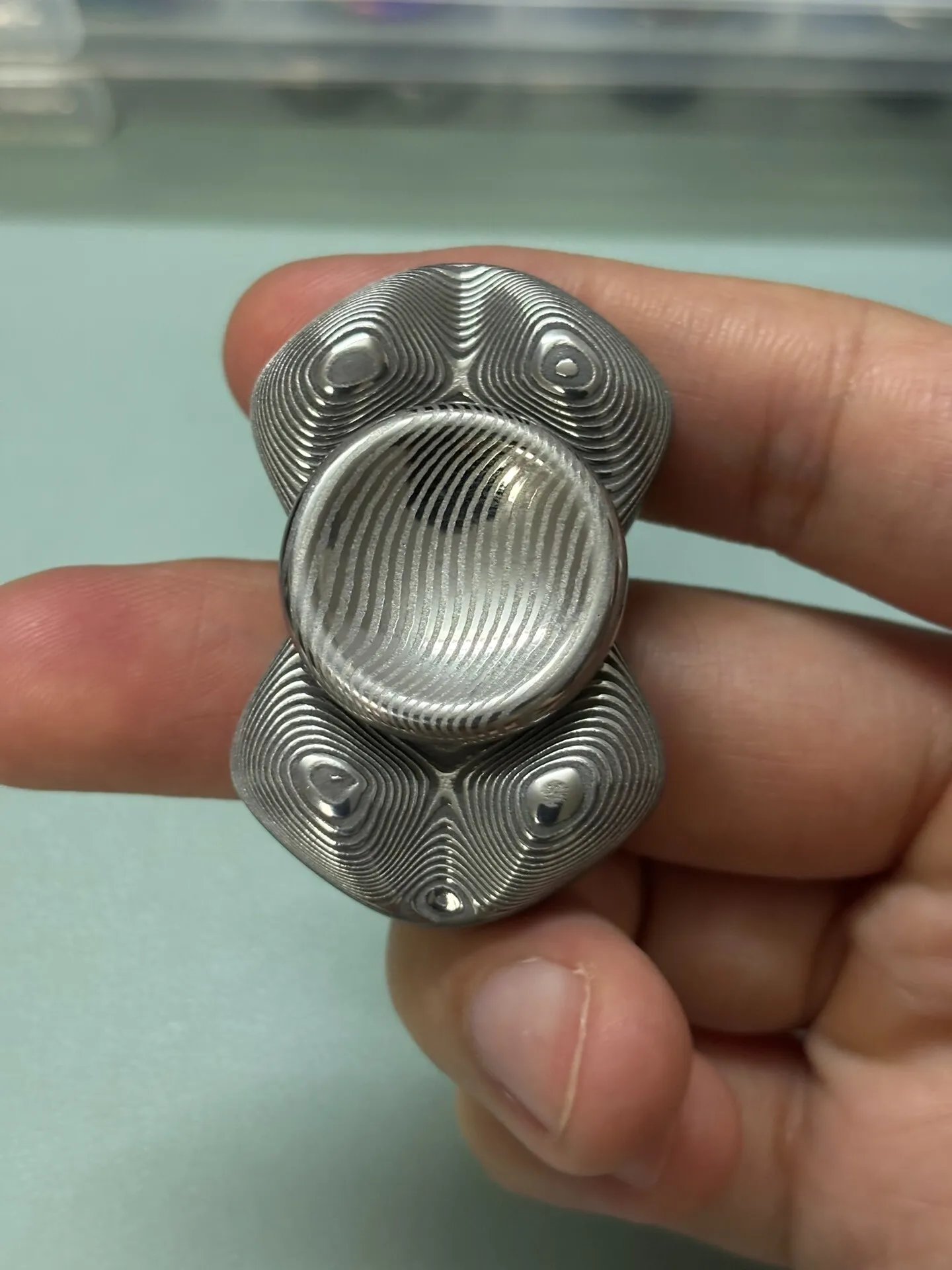 Used EDC FK Malaysian Dune Mini, Unique Gear 8 Butt Malaysian Material Flynova Flying Spinner
