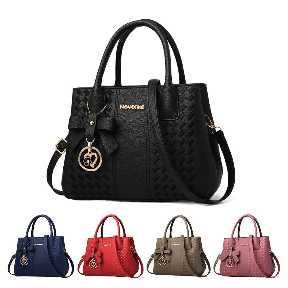 

Простая сумка через плечо из искусственной кожи, однотонная, вместительная, с тиснением, с подвеской, женская сумка-мессенджер