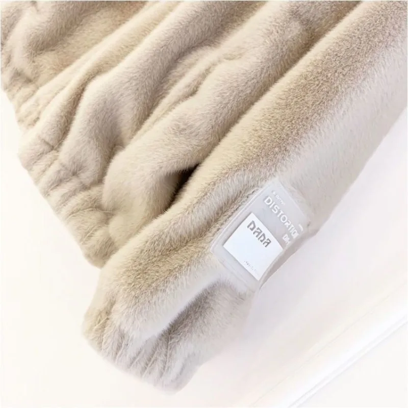 2023 New Women Faux Fur Coat Winter Loose Thicken Warm Outwear Imitation Mink Stand Collar Short Cotton Jacke Fashion Casual Top