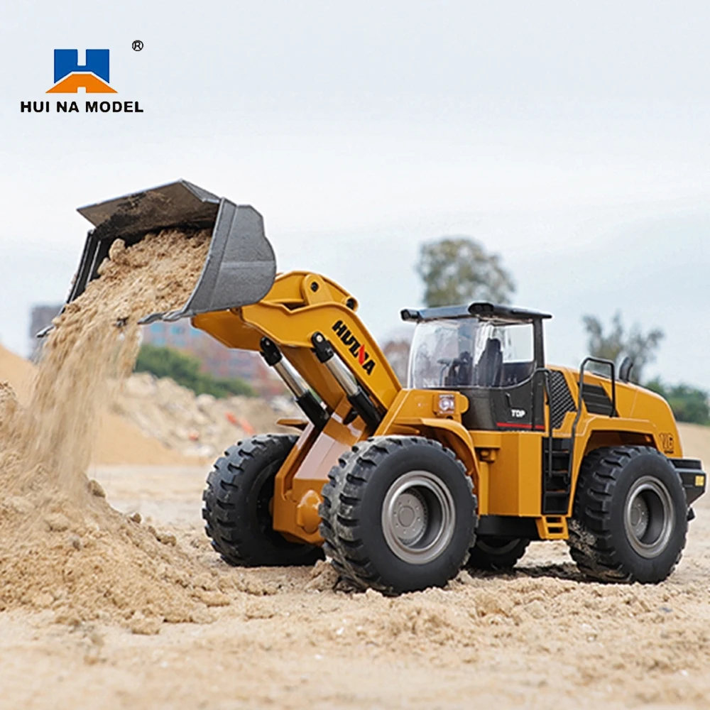 

1/14 Huina 583 Alloy RC Bulldozer Truck Model 22CH 2.4G Radio controlled Tractor Caterpillar Electric Car Toys for boys Children