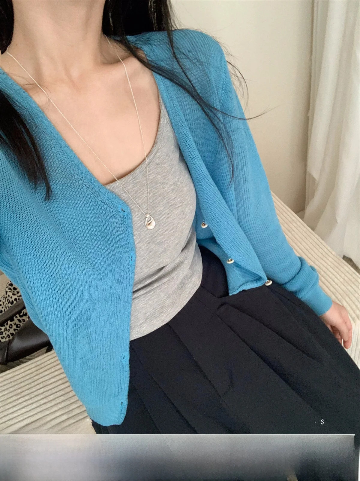 

Korean Casual Style V-Neck Knitted Cardigan Women's Loose Slimming Color Long Sleeve Top Breathable Comfortable Spring ...