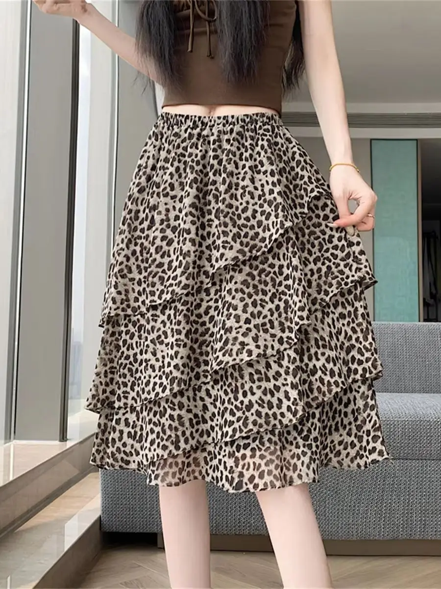 Spring/Summer Stylish Leopard-Print Asymmetrical Knee-Length Layered Pleated Skirt For Women High-Waisted Slimming Chiffon Skirt