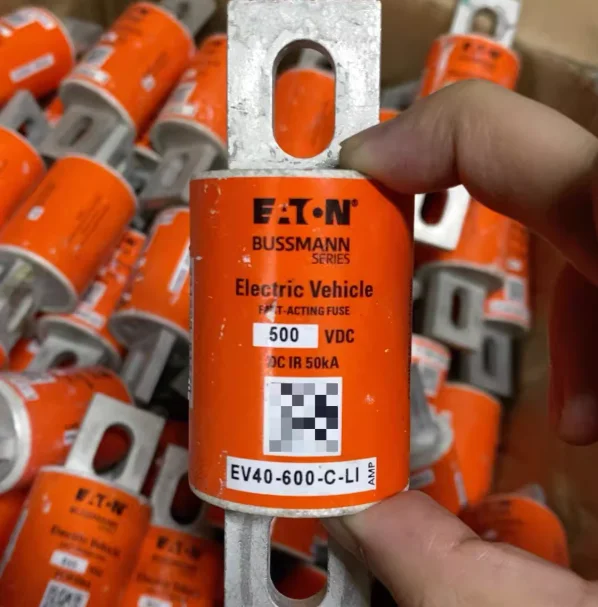 

ВТУЛКИ MANN EAT ON EV40-600-C-LI 600A 500VDC EV40-600-C