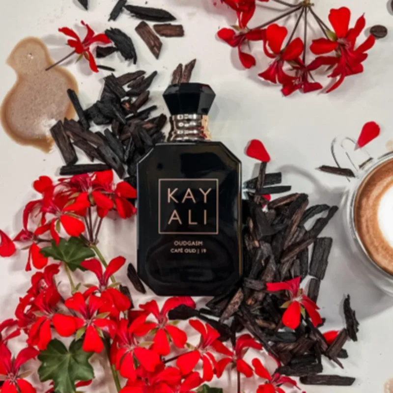 KAYALI Unisex de larga duración fresco floral fragante aroma natural y revigorante Eau De Parfum 100 ml Elija entre 12 aromas únicos