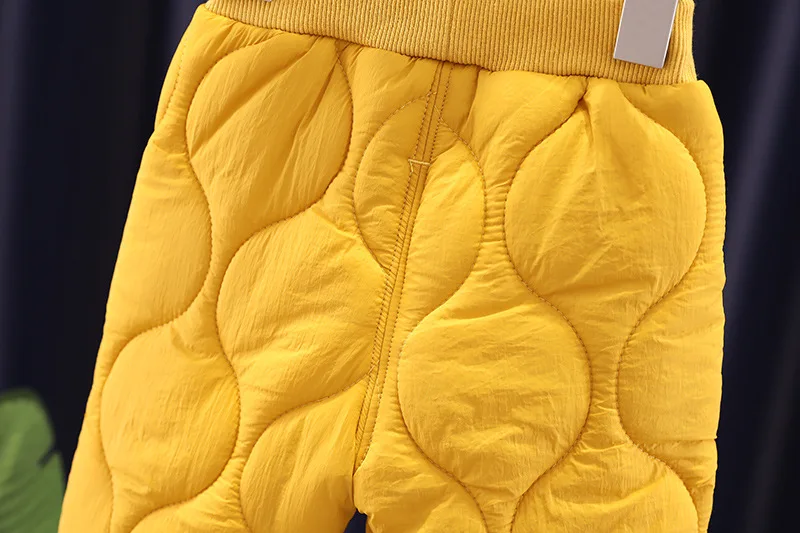 ZOETOPKID Winterkleidung für Jungen, 2-teiliges Set, neues, modisches, warmes Oberteil und Hose, 2-teiliger Anzug für Jungen, Geburtstagsgeschenk, Kinderkleidung. – Detail 16