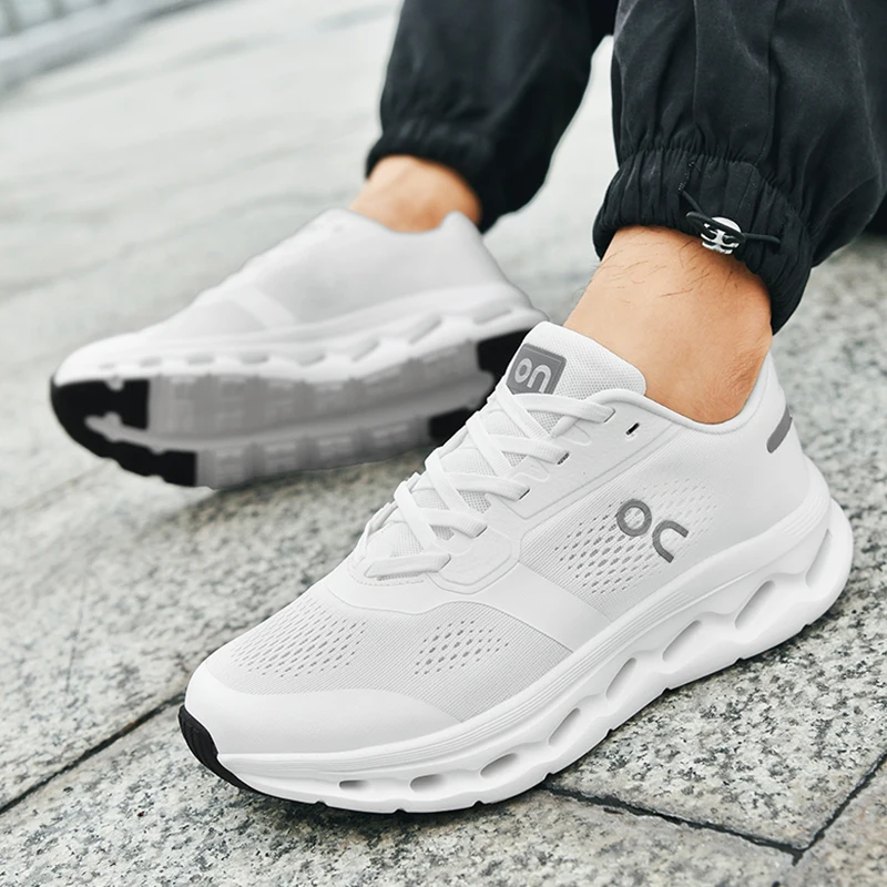 

New trendy men's running sports shoes casual, lightweight breathable versatile lace-up mesh surface fashionable cushioning