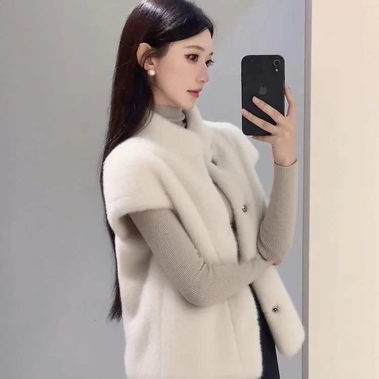 Elegant High-End Women's Faux Fur Vest in Beige Color Stylish Commute Style Loose Fit Cotton Blend Winter Outerwear