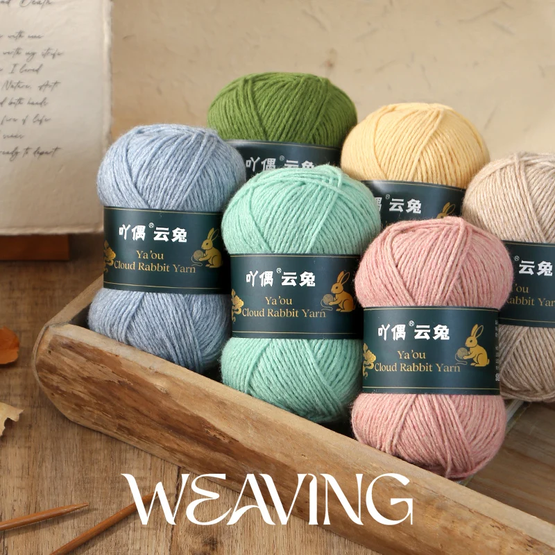 4-Pack of Comfortable Yarn, 50g Per Roll, Total 200g. Soft and Easy-To-Knit Yarn Suitable for Knitting Sweaters, Scarves, Hats, Bags, Shawls, Blankets, and Other Handmade Crafts