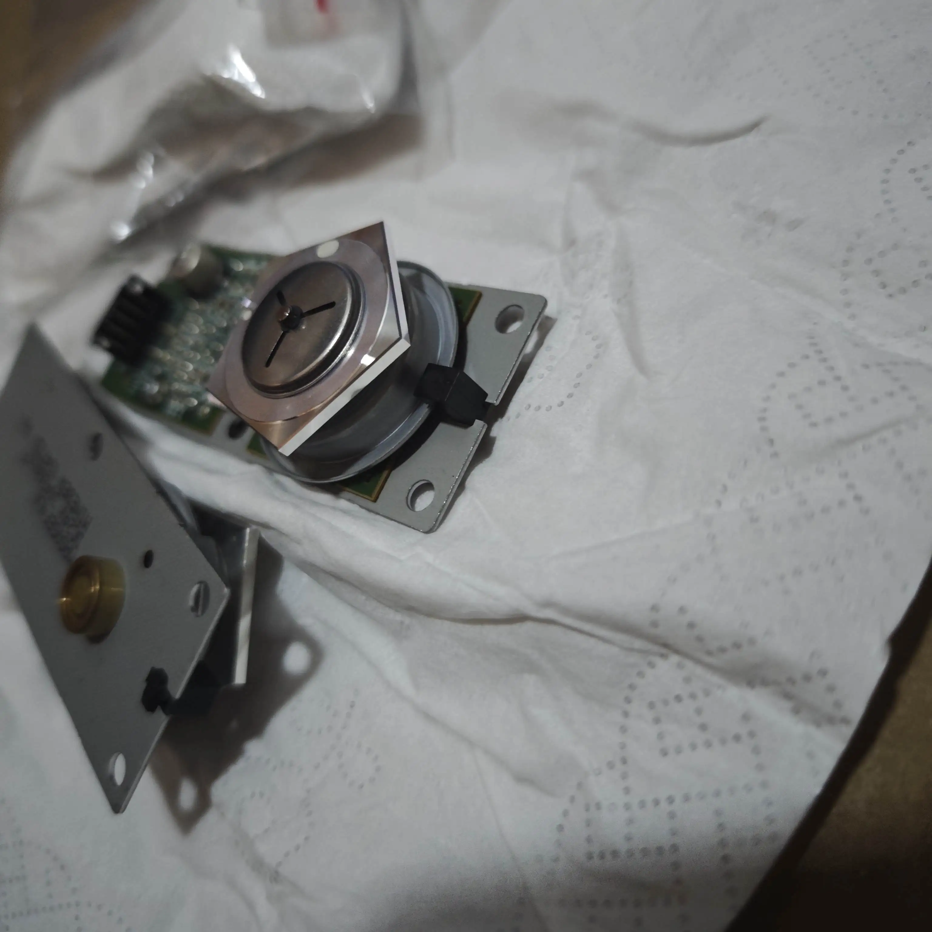 

1 шт. оригинальный двигатель лазерного сканера LSU для Kyocera FS-6025 6030 6525 6530 M4028 двигатель LSU POLYGON C