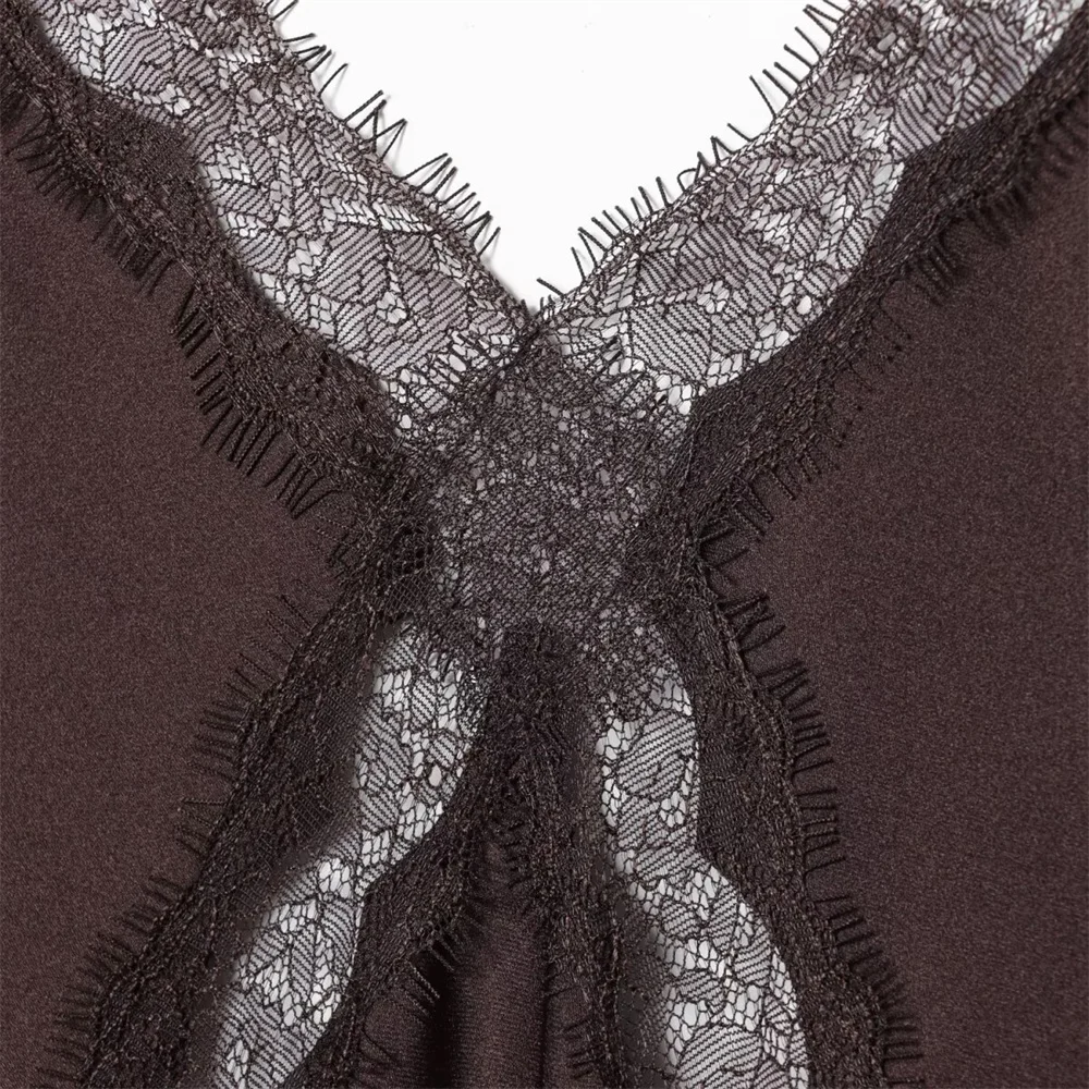 Robe dos nu en dentelle satinée pour femme, tenue sexy, coupe ajustée, bretelles, texture, nouvelle collection hiver