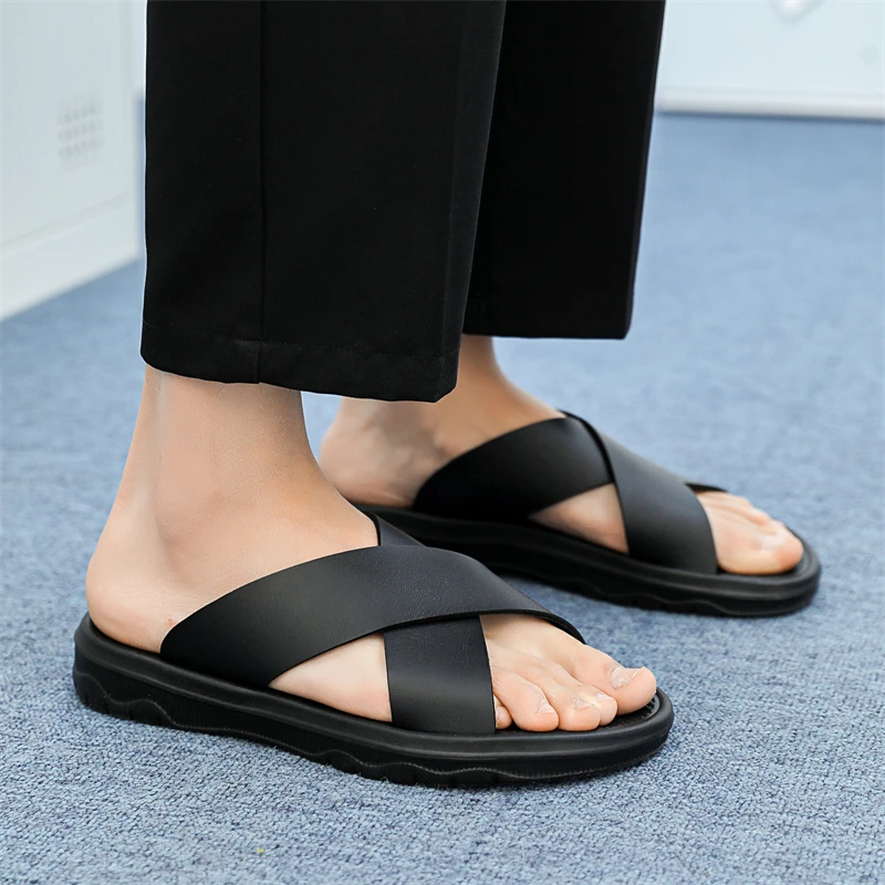 Modische Herren-Sommer-Clogs Rutschfeste Dicke Sohle Verschleißfest Leichtgewichtig Bequeme Slip-On Pantoffeln Strand-Freizeitsandalen – Detail 6