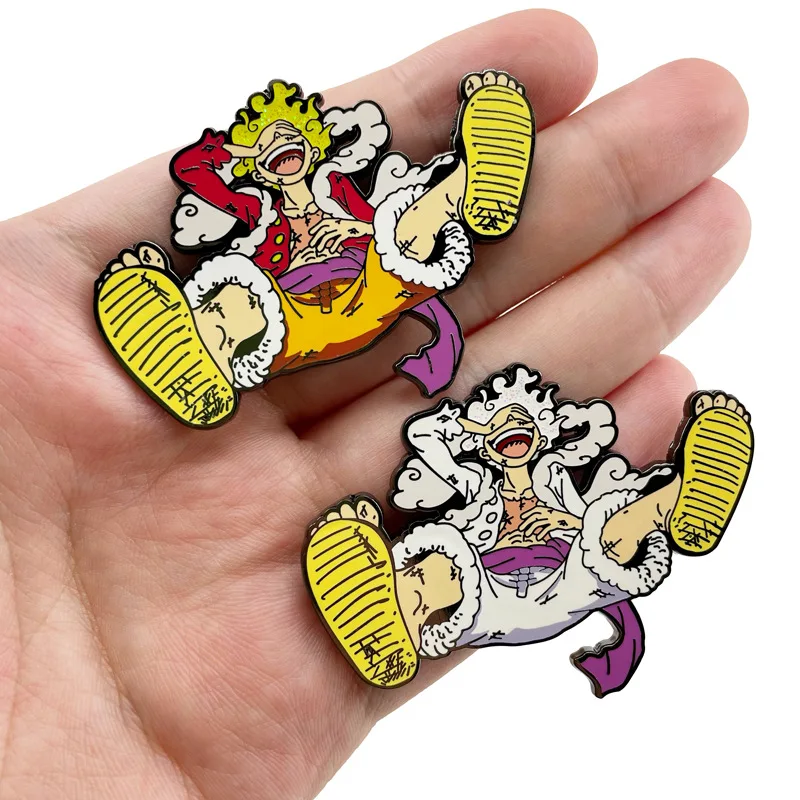 Pins de esmalte de Anime One Piece Monkey D. Luffy, broche metálico de dibujos animados de barco pirata coleccionable, insignia para mochila, sombrero, bolso, cuello y solapa