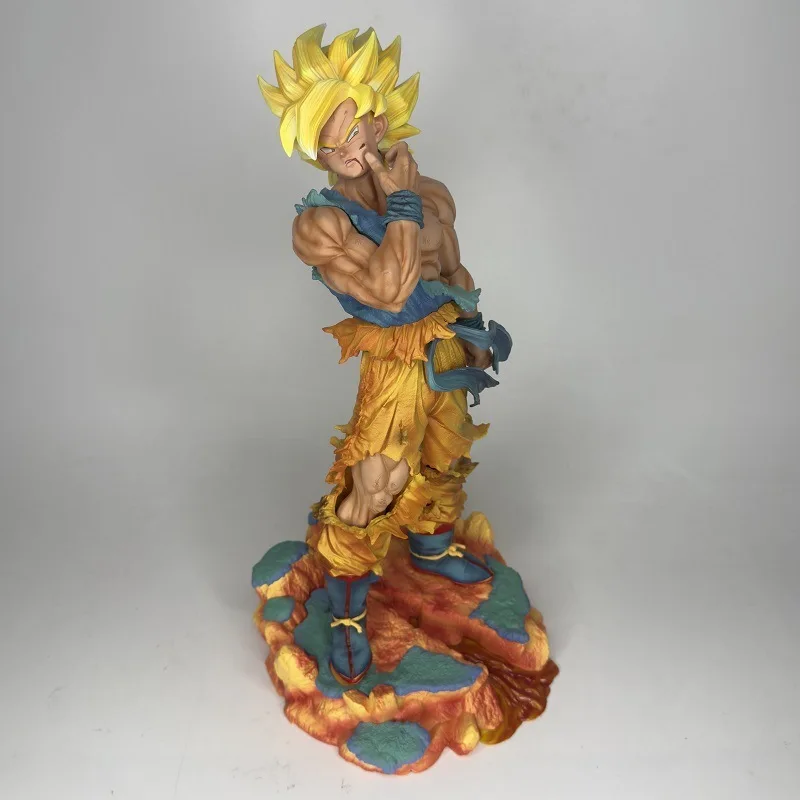 

Коллекционная фигурка Гоку из Dragon Ball Z: Первый Супер Сайян, поврежденный в бою, с сжатым лицом. Настольная статуэтка, подарок для фанатов аниме.