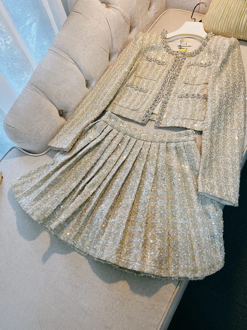 lingzhiwusis French Golden Sequins Top Pleated Skirt Suit Ladies Set 2024 Champagne Twinset New Arrival