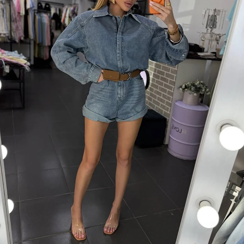 Women Washed Denim Jumpsuit Lapel Collar Zip Front Long Sleeve Rolled Hem Short Jumpsuit Casual Loose Streetwear Romper Overalls