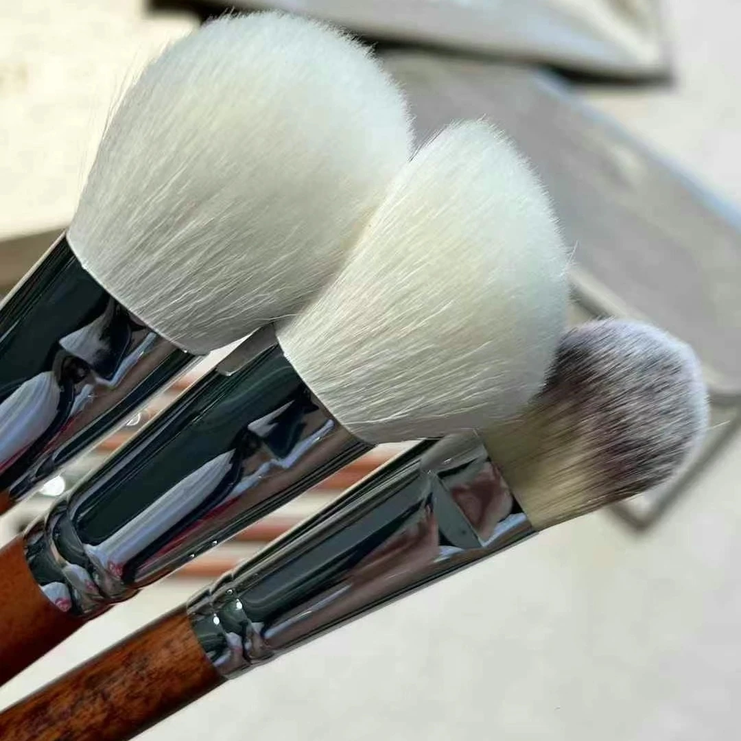 Luxus Marke Make-Up Pinsel Set Massivholz Griffe Wolle Pinsel Köpfe Leder Tasche Foundation Pinsel Mascara Pinsel Lidschatten Pinsel